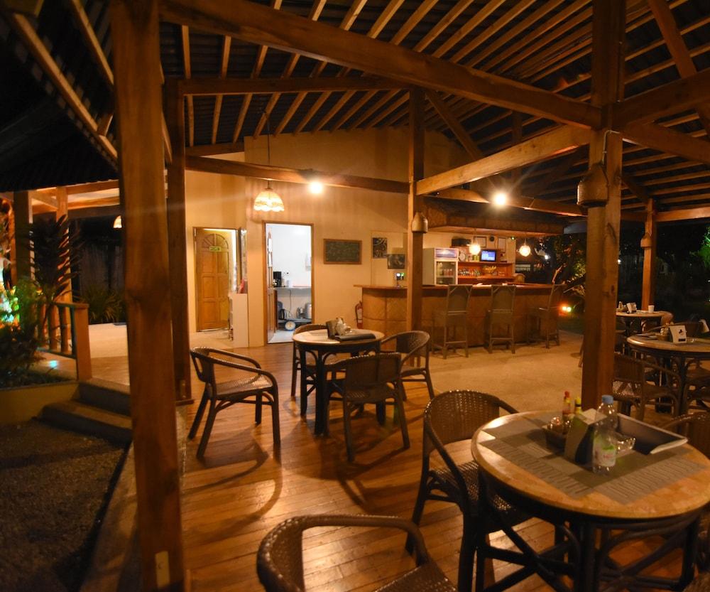 Alona42 Resort Panglao Dış mekan fotoğraf